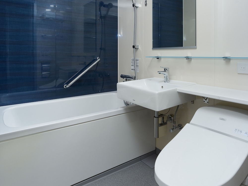 スタンダードダブル (禁煙) バスルーム0 | 三井ガーデンホテル福岡祇園