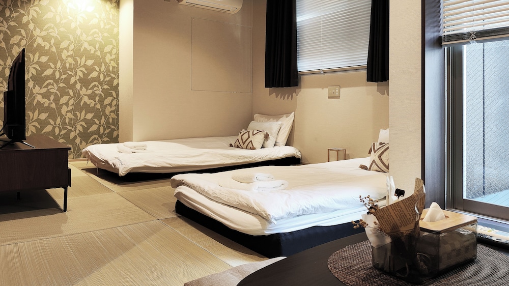 和風ダブルルーム | レジャリーホーム 難波