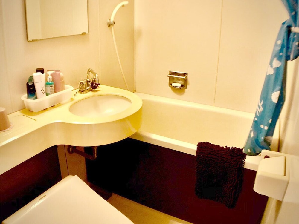 ツインルーム 専用バスルーム バスルーム0 | 白浜マリーナ