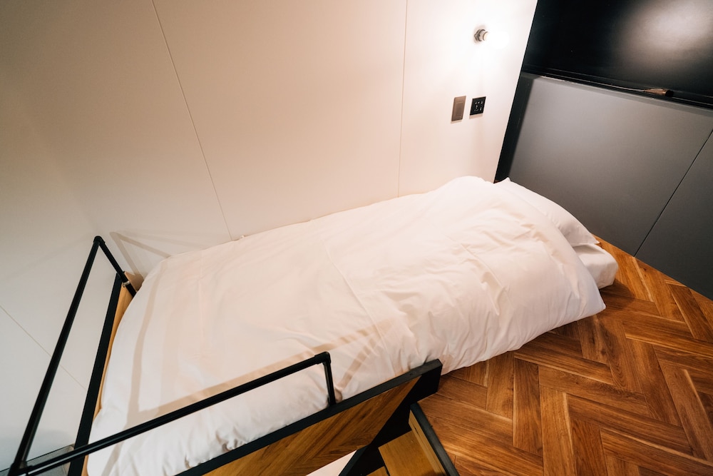 デラックス スタジオ ベッド (複数台) 簡易キッチン 客室6 | mizuka Daimyo 3 ‐unmanned hotel‐