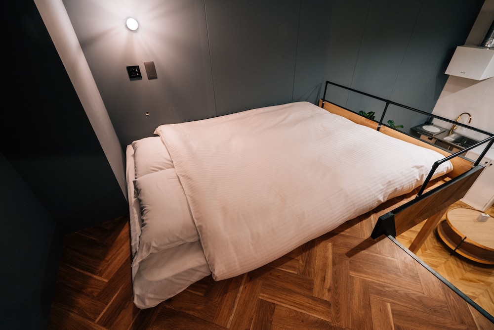 デラックス スタジオ ベッド (複数台) 簡易キッチン 客室0 | mizuka Daimyo 3 ‐unmanned hotel‐