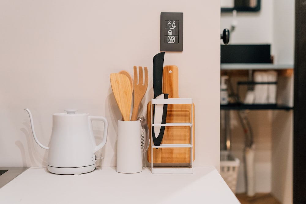 デラックス スタジオ ベッド (複数台) テラス 客室の設備とサービス5 | mizuka Daimyo 3 ‐unmanned hotel‐