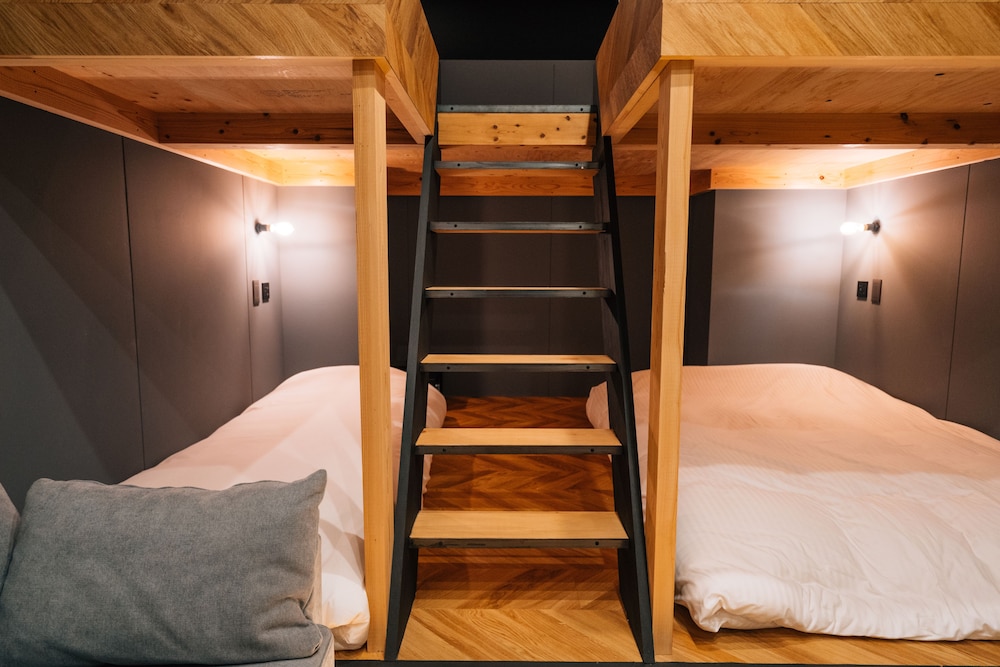 デラックス スタジオ ベッド (複数台) 簡易キッチン 客室1 | mizuka Daimyo 3 ‐unmanned hotel‐