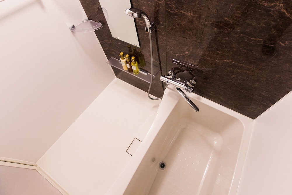 ダブルルーム バスルーム3 | Mr.KINJO in URUMA