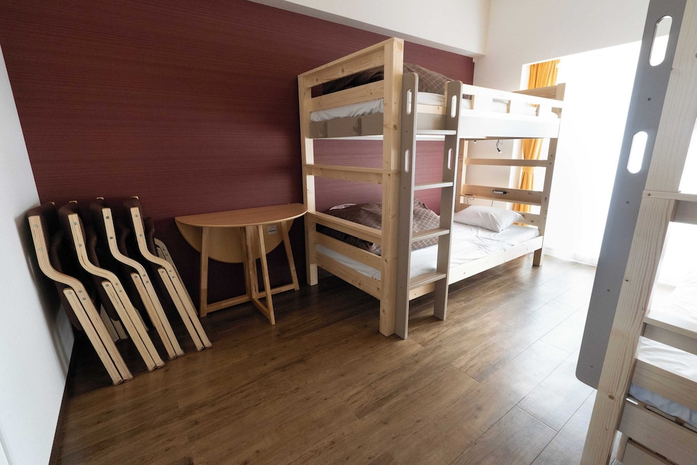 ベーシック 4 人部屋 | ミチ旅ホテル 読谷