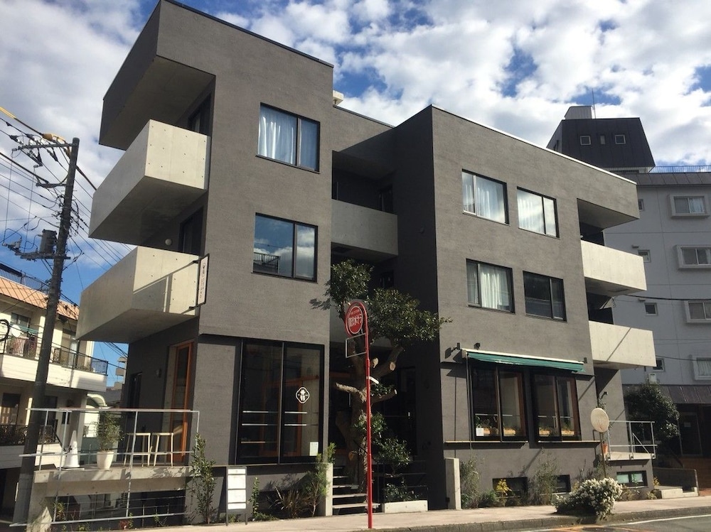 メインイメージ | TREESIDE HOTEL & APARTMENT