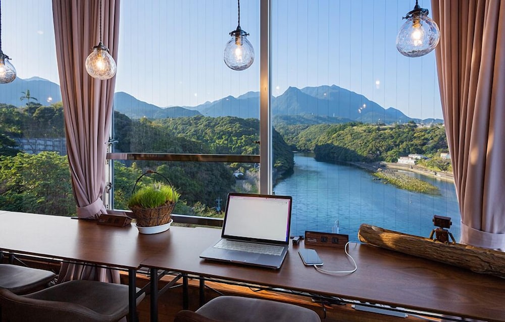 メインイメージ | ホテル 屋久島山荘