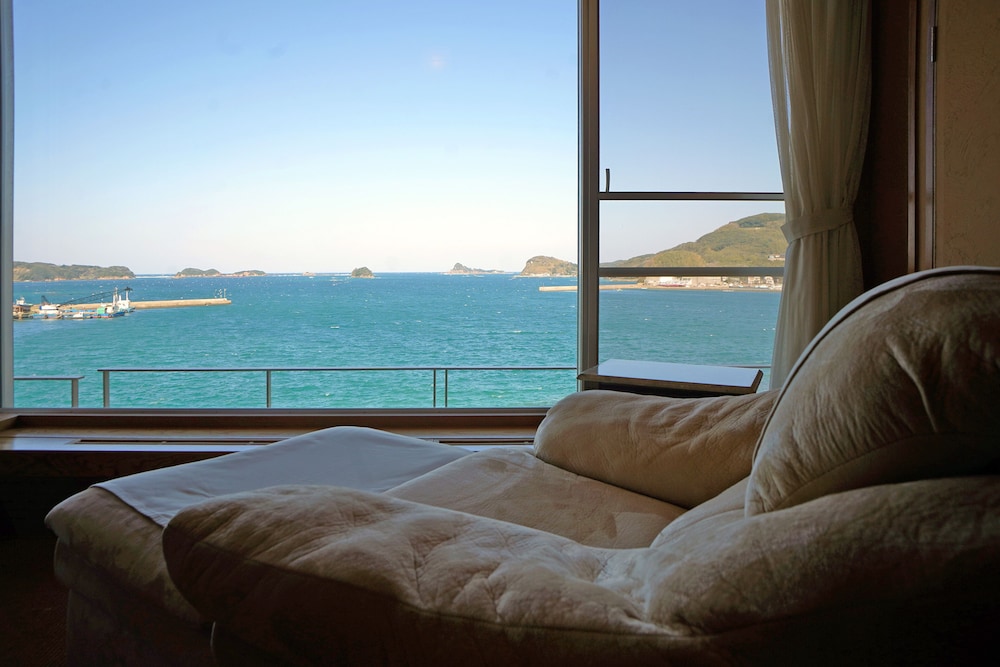 プレミアム和洋室　源泉オーシャン露天【禁煙】 客室2 | 壱岐リトリート 海里村上 by 温故知新
