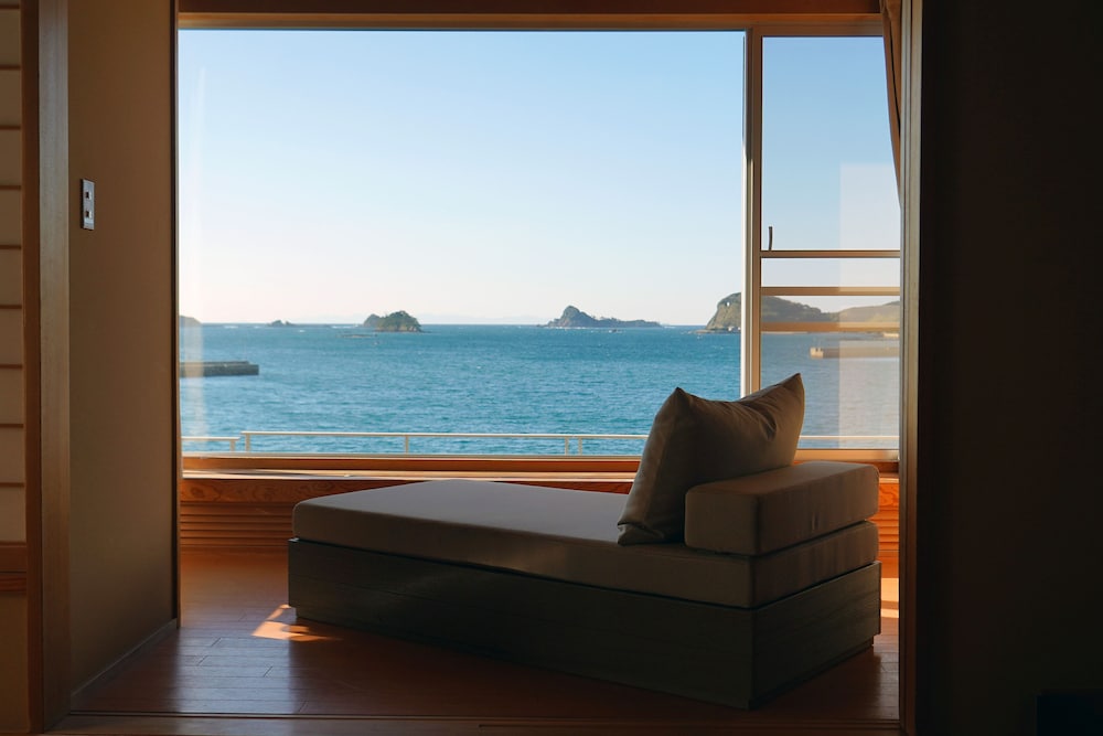 ジュニアスイート　源泉オーシャン露天【禁煙】 部屋からの景観0 | 壱岐リトリート 海里村上 by 温故知新