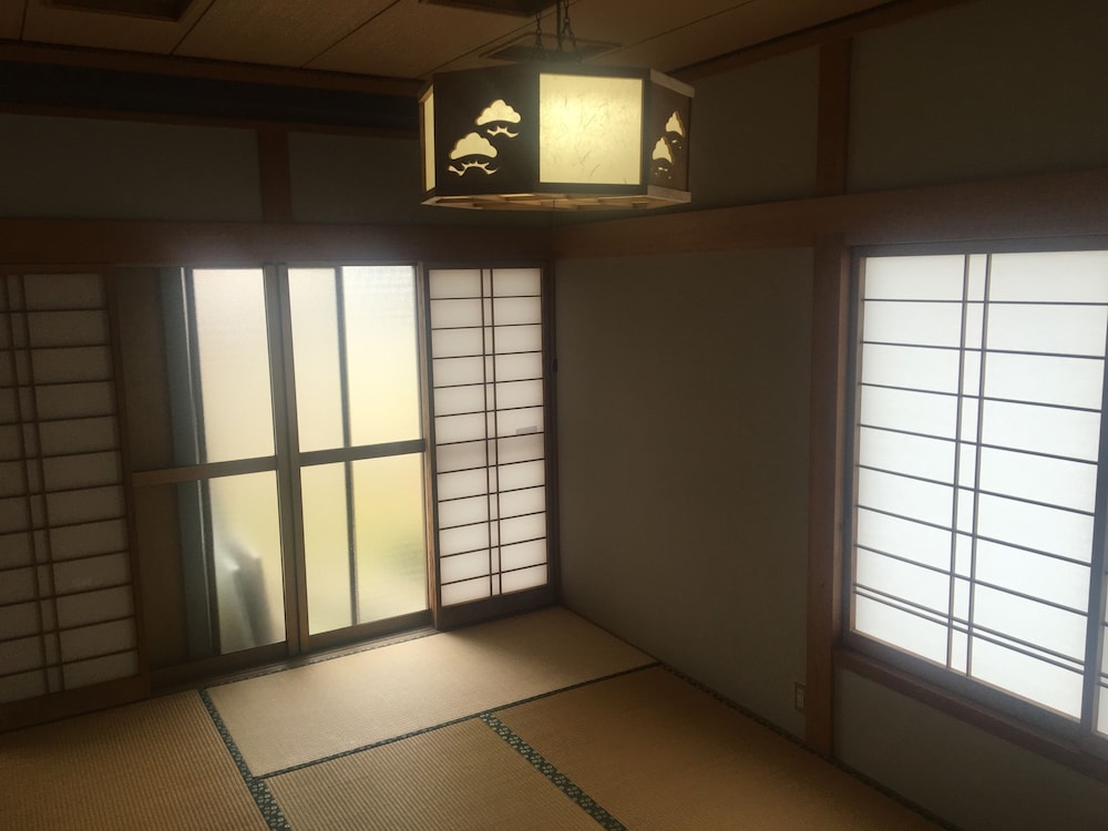 客室1 | ゲストハウス穂波街道