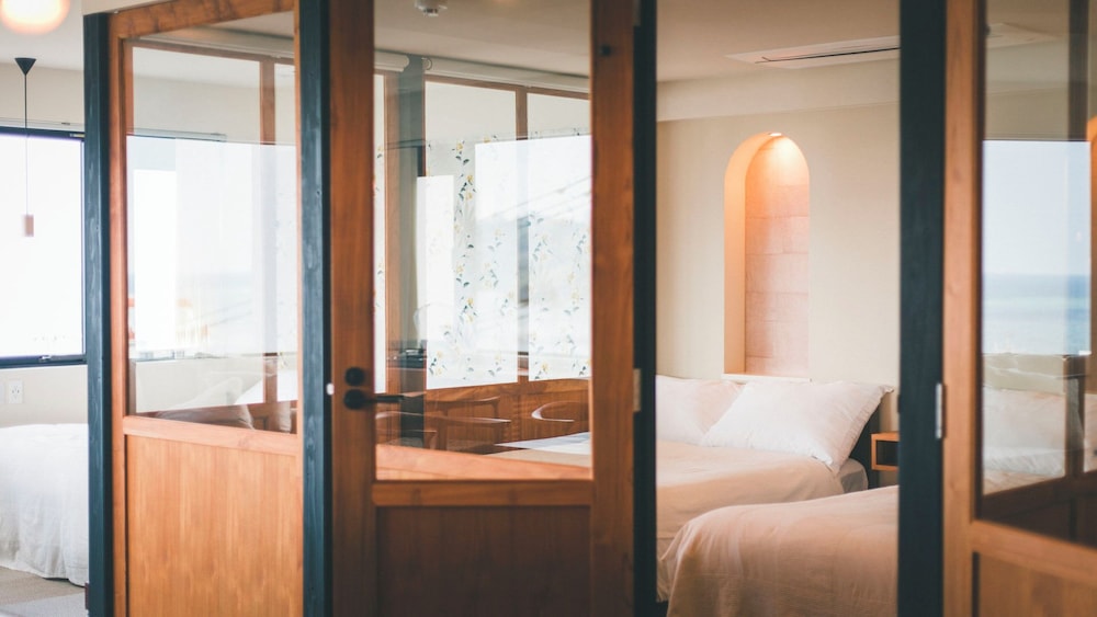 エグゼクティブ コンドミニアム 3 ベッドルーム 禁煙 客室1 | ブルー ステーキ ワンダー ナガハマ