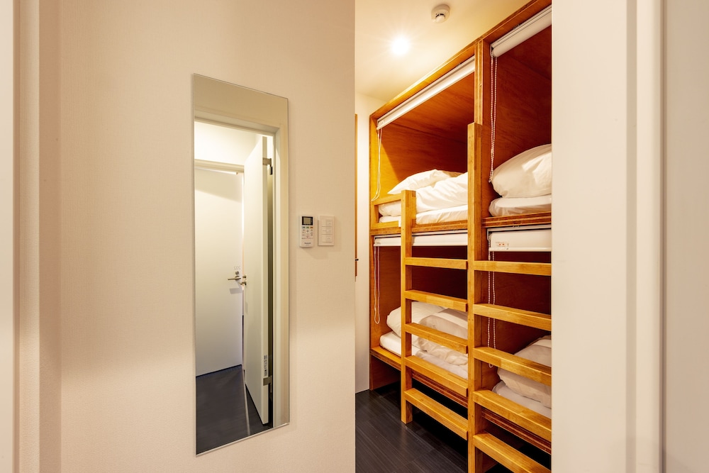 ファミリールーム シャワー付 客室1 | plat hostel keikyu asakusa karin