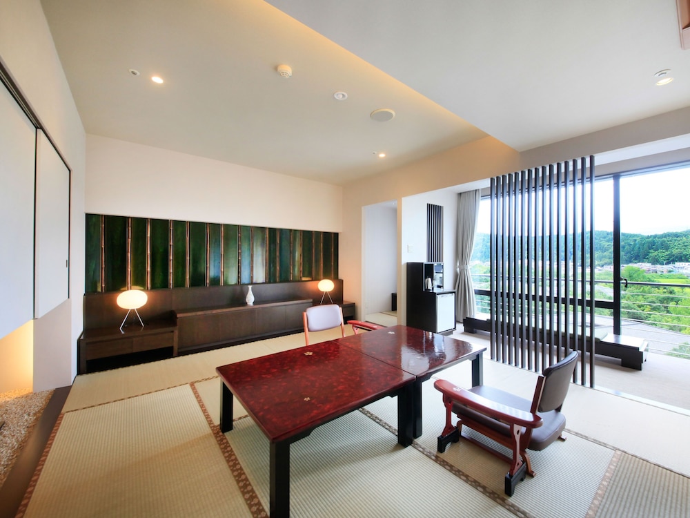 客室1 | 山代温泉みやびの宿 加賀百万石