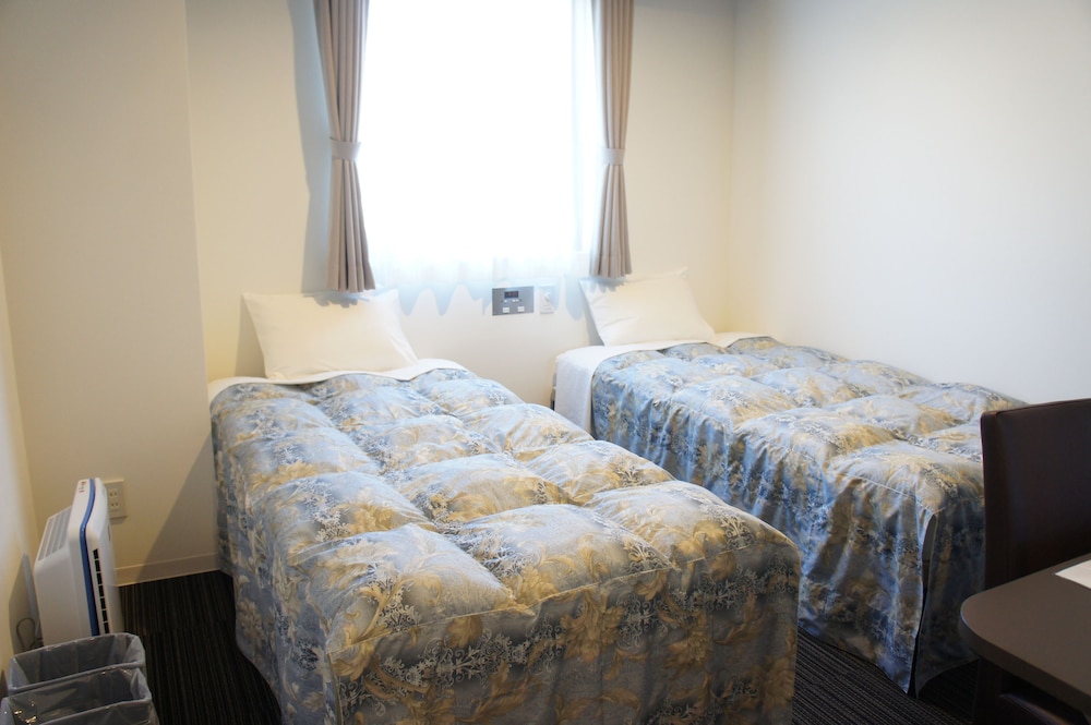 ベーシック ツインルーム 禁煙 | 村山西口ホテル