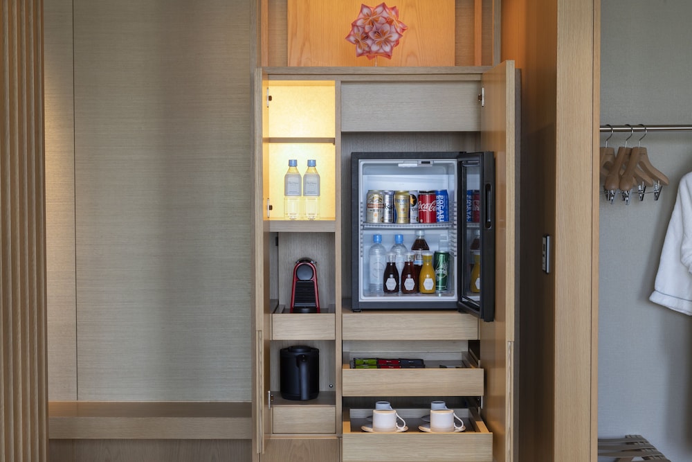 ヘリテージ ツイン (朝食・クラブラウンジ利用付) ジュニアスイート 60平米 客室4 | The Okura Tokyo (オークラ東京)