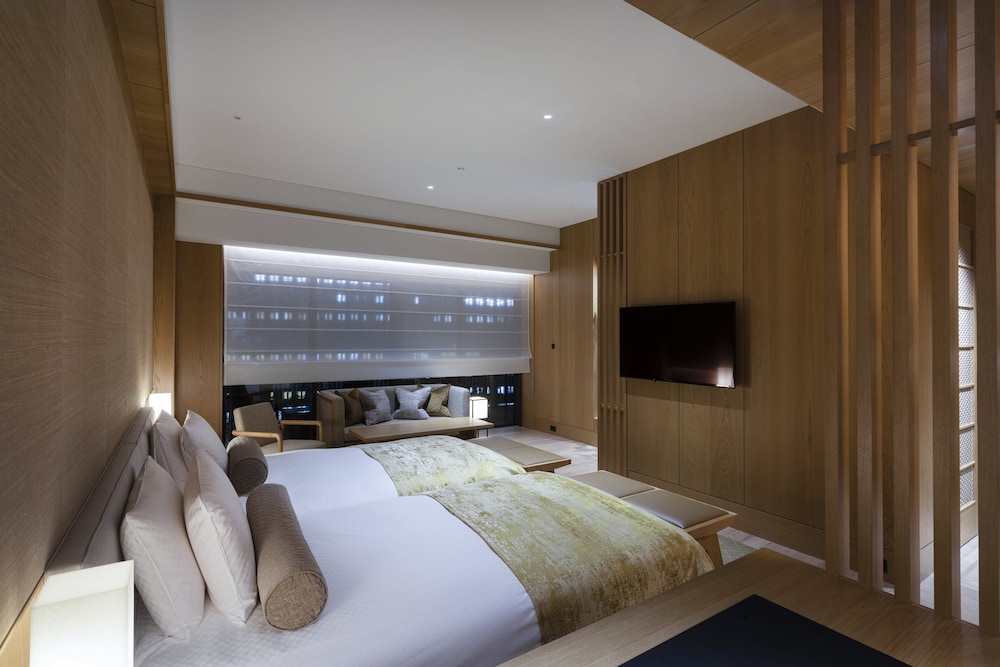 ヘリテージ ビューバス ツイン バルコニー (朝食・クラブラウンジ利用付) ジュニアスイート 60平米 客室6 | The Okura Tokyo (オークラ東京)