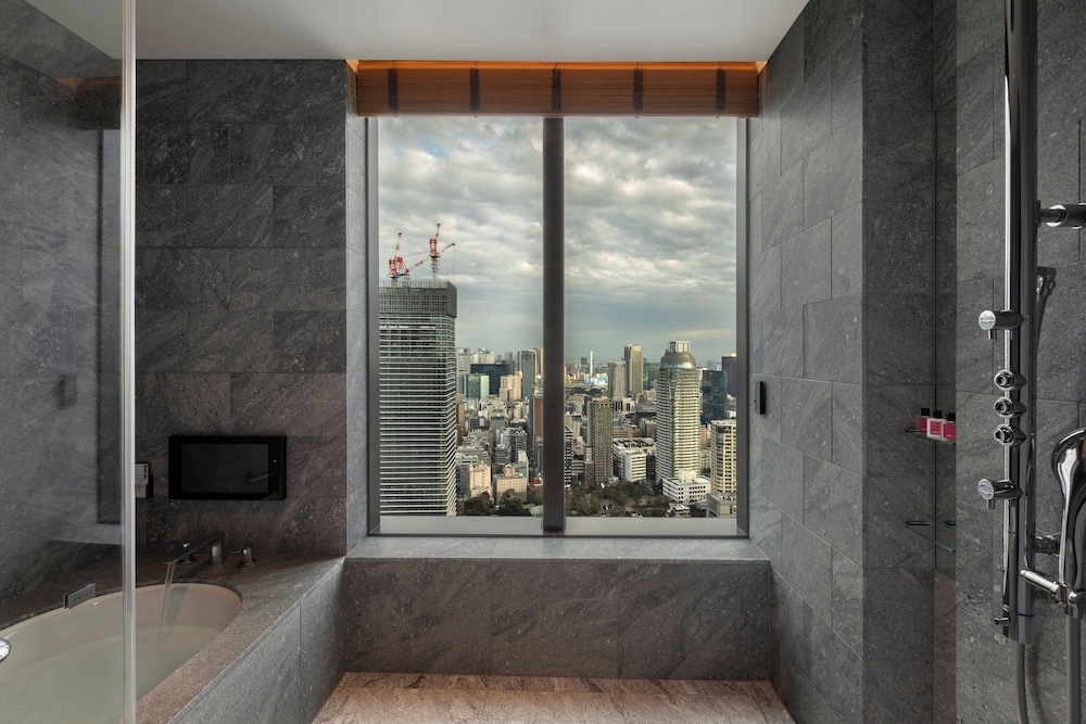 プレステージ アクセシブル ツイン 48平米 バリアフリー バスルーム2 | The Okura Tokyo (オークラ東京)