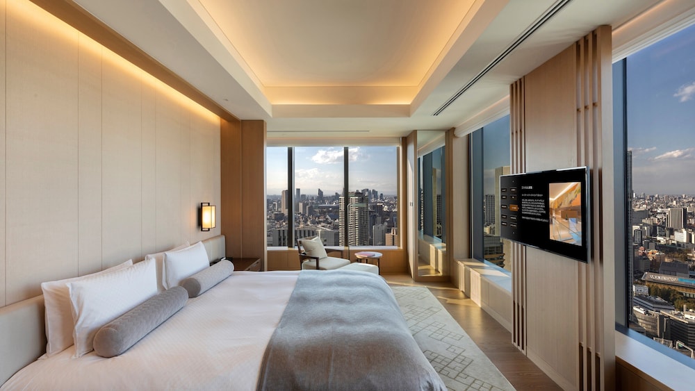 コーナースイート キング (朝食・クラブラウンジ利用付) 106平米 客室1 | The Okura Tokyo (オークラ東京)