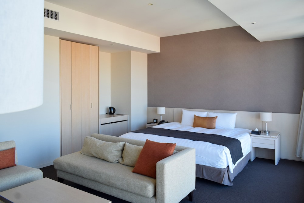 ラグジュアリーキング禁煙 客室2 | ホテル アーク リッシュ 豊橋