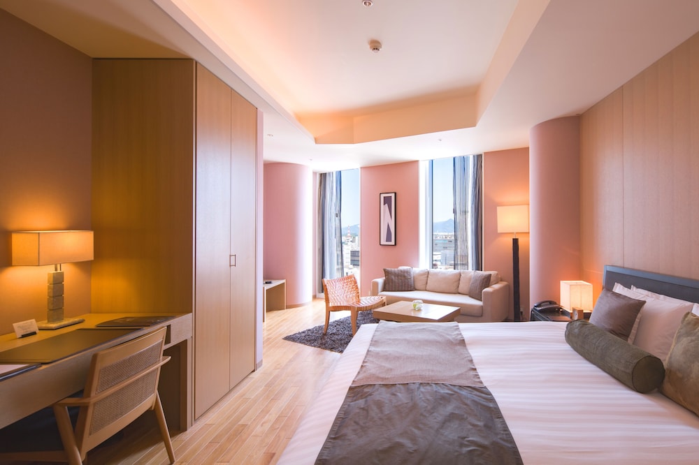 エグゼクティブフロア　デラックスキング禁煙 シティ ビュー0 | ホテル アーク リッシュ 豊橋