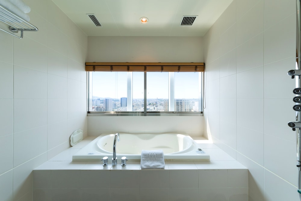 エグゼクティブフロア コーナーツイン 禁煙 深めの浴槽0 | ホテル アーク リッシュ 豊橋