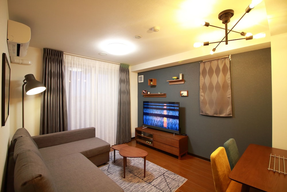 ã¢ããŒãã¡ã³ã 501 ãªãã³ã°ã«ãŒã 0 | W&M ããŠã¹