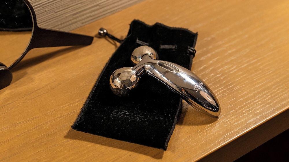 ジュニアスイート50平米 / テラス付 禁煙 マッサージ (室内)0 | グランディスタイル 沖縄 読谷 ホテル & リゾート