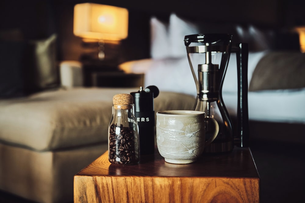 ジュニアスイート50平米 / テラス付 禁煙 客室2 | グランディスタイル 沖縄 読谷 ホテル & リゾート