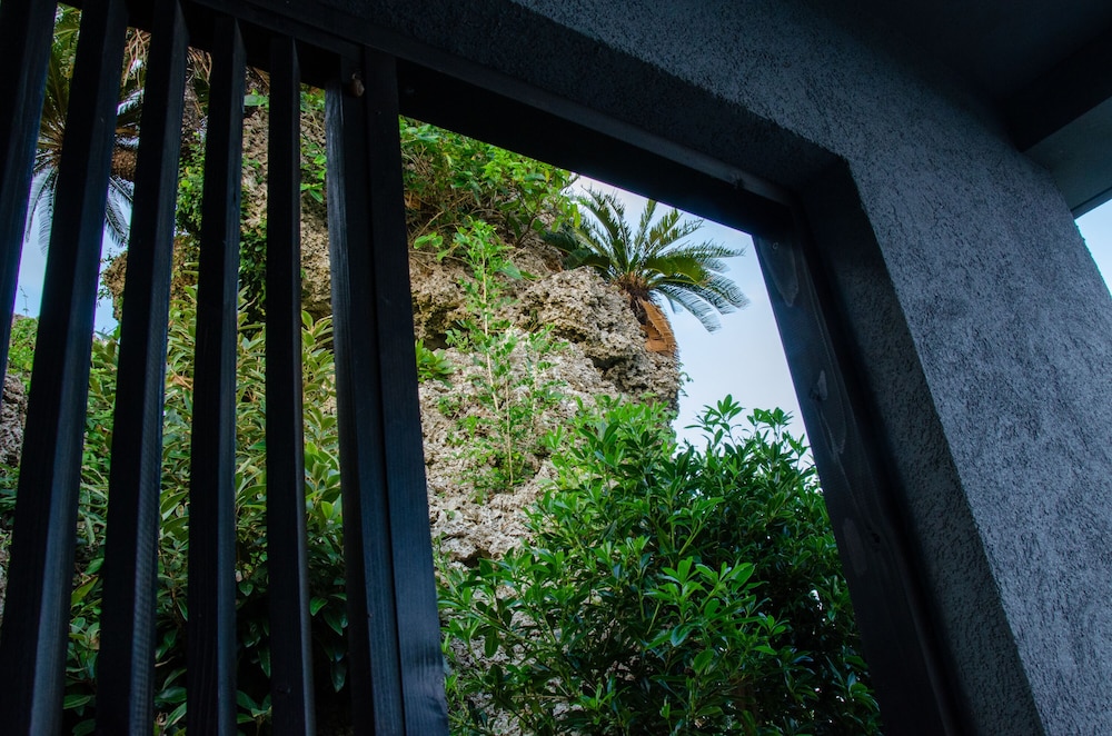 ピース バルコニー0 | ハナリ・ヴィラ・コウリ