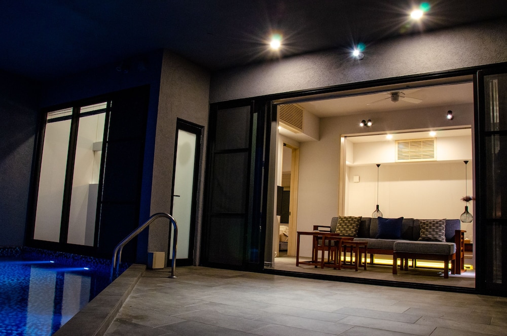 ピース バルコニー3 | ハナリ・ヴィラ・コウリ