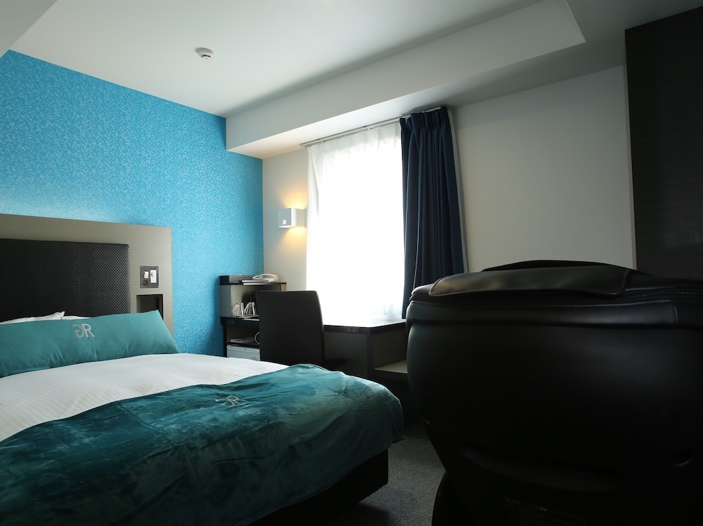 プレミアム ダブルルーム 喫煙可 客室2 | グリーンリッチホテル＆カプセル那覇　人工温泉・二股湯の華