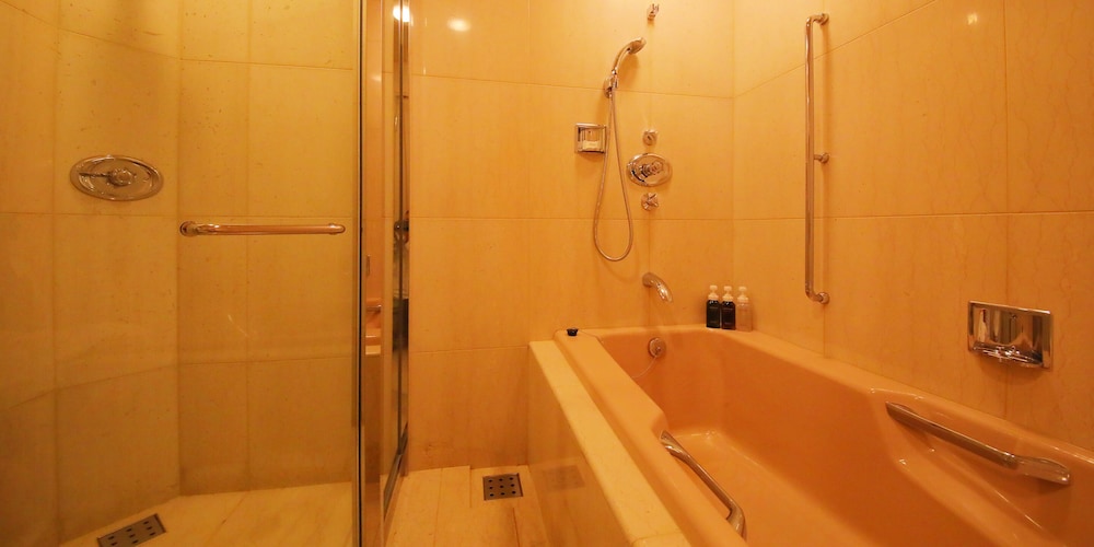 ロイヤル スイート 禁煙 バスルーム0 | サフィール ホテル 稚内