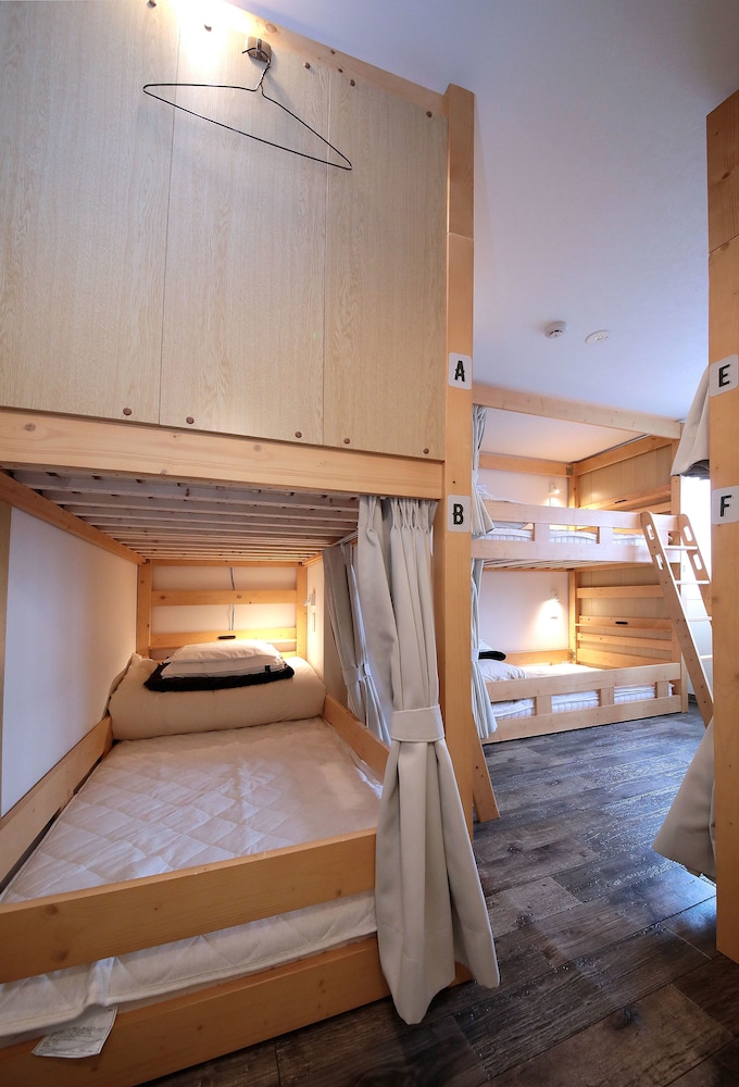 6人部屋 客室3 | トリップ & スリープホステル大須