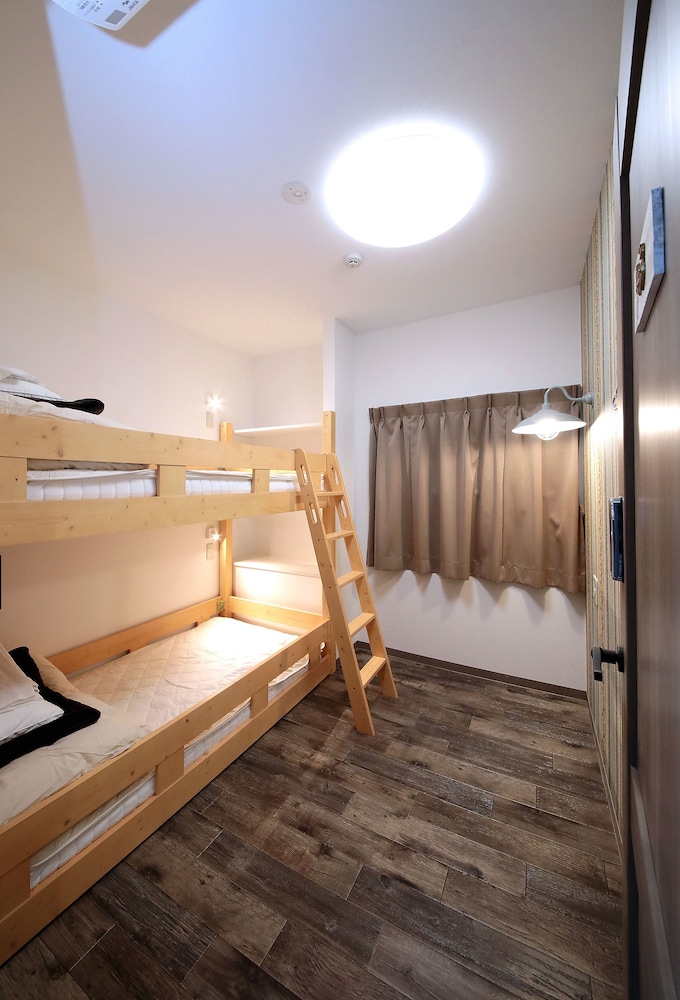 ツインルーム 客室4 | トリップ & スリープホステル大須