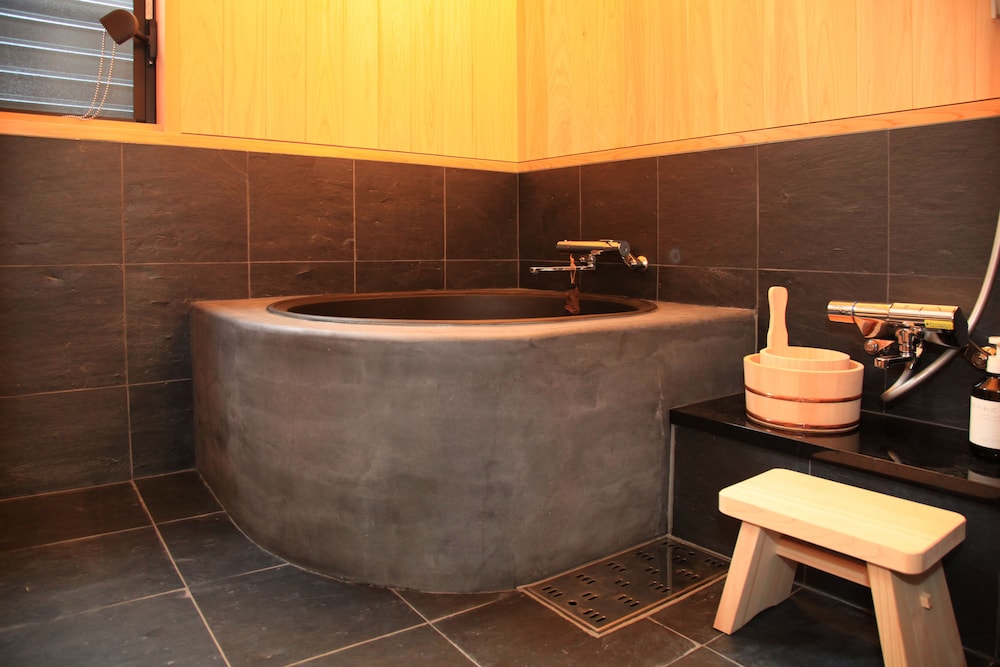 一棟貸し バスルーム0 | 暮らしの宿 てまり ゆきかい