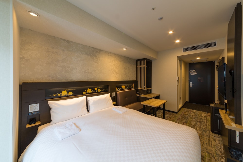 ダブルルーム (素泊まりプラン) 禁煙 | JR西日本グループ ヴィアインプライム京都駅八条口