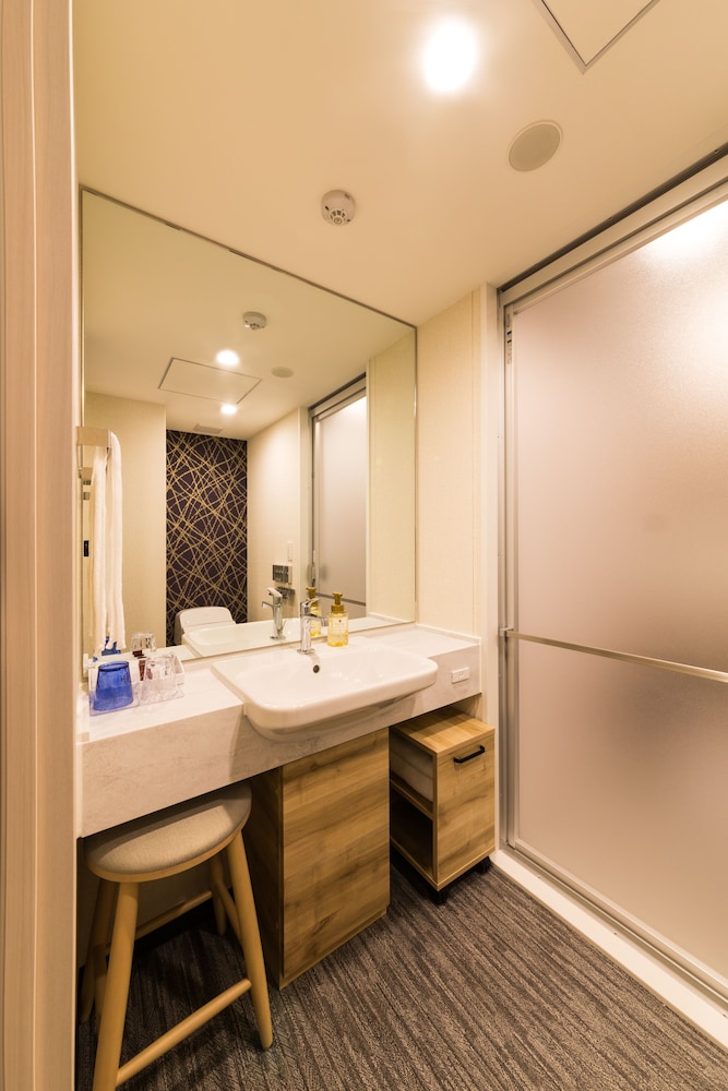 スーペリアツインルーム (素泊まりプラン) 禁煙 バスルーム1 | JR西日本グループ ヴィアインプライム京都駅八条口