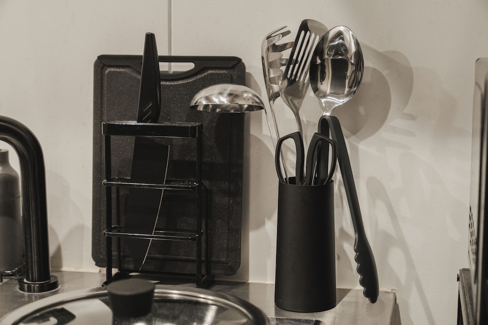 デラックス スタジオスイート 専用キッチン2 | ナインステイツホテル福岡天神西