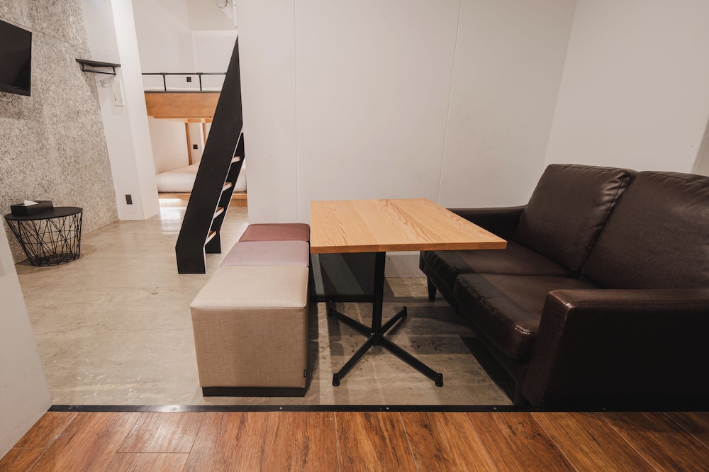 デラックス スタジオスイート 客室0 | ナインステイツホテル福岡天神西