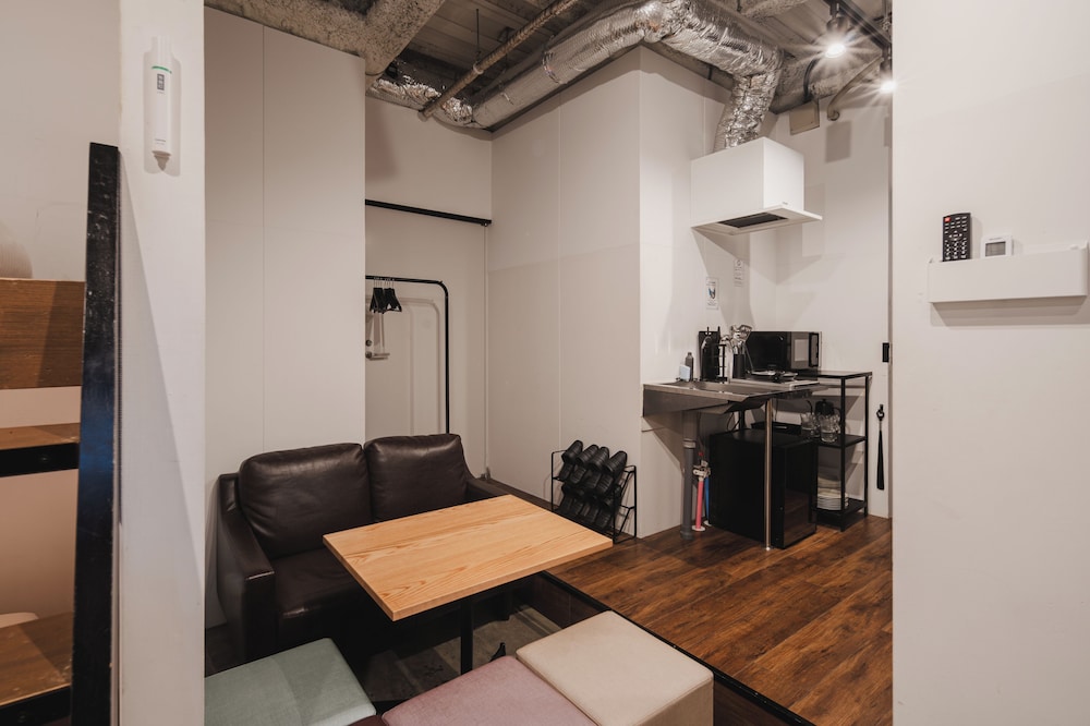 デラックス スタジオスイート 客室6 | ナインステイツホテル福岡天神西