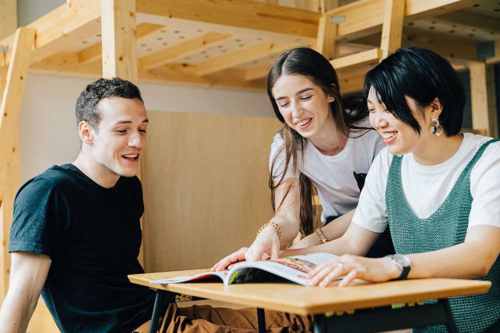 個室 (6名定員 共用バスルーム＆トイレ) 客室1 | GRAND HOSTEL LDK 大阪心斎橋 - ホステル