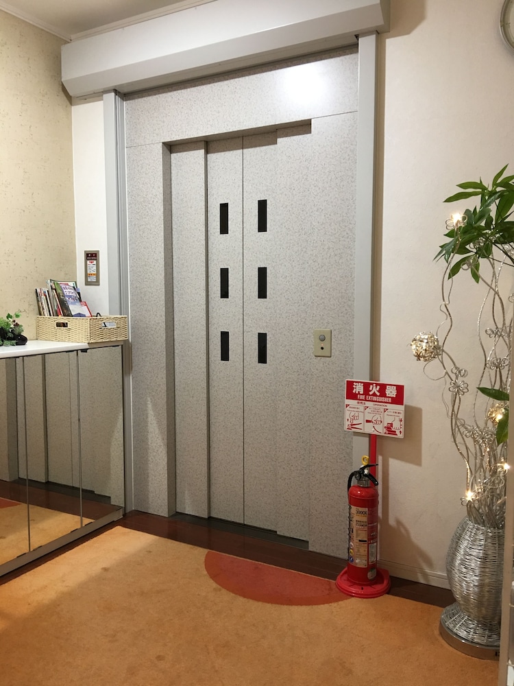 内装1 | ホステル ファミリア