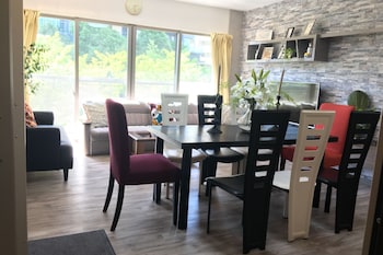 ホステル ファミリア