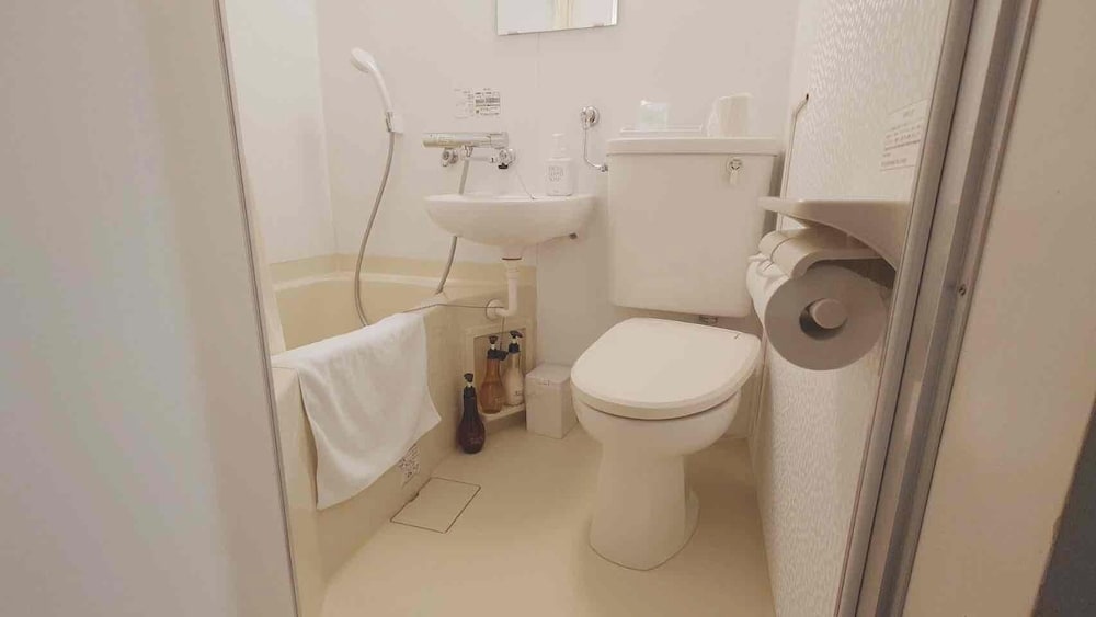 ベーシック ダブルルーム 客室2 | シャーレ バーラップ フラヌイ