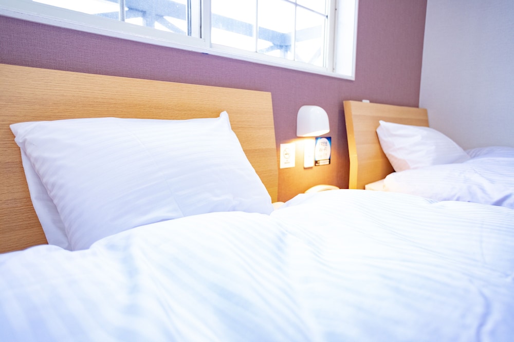 洋室 ツインルーム 客室4 | シャーレ バーラップ フラヌイ