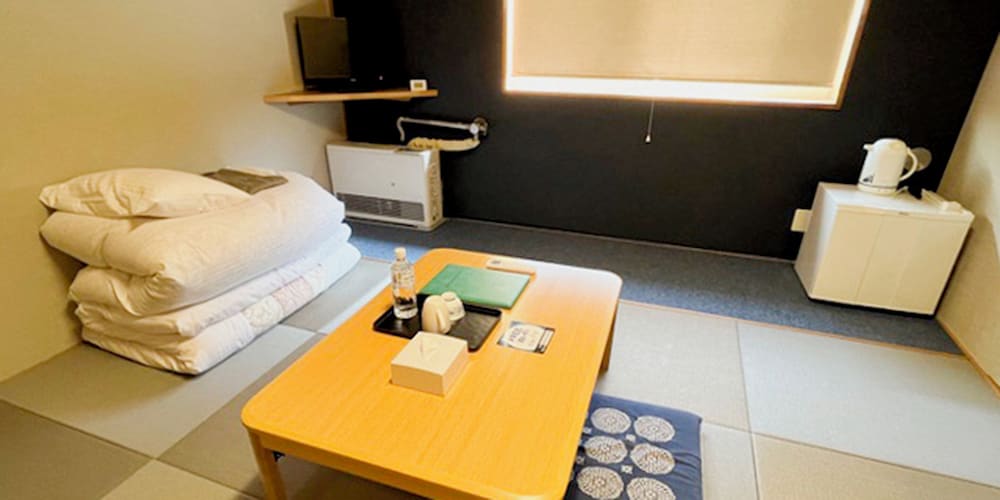 和室 ツインルーム 客室8 | シャーレ バーラップ フラヌイ