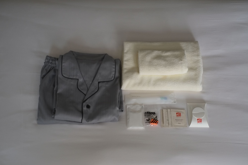 デラックス 4 人部屋 禁煙 客室の設備とサービス1 | JINYA 富士河口湖