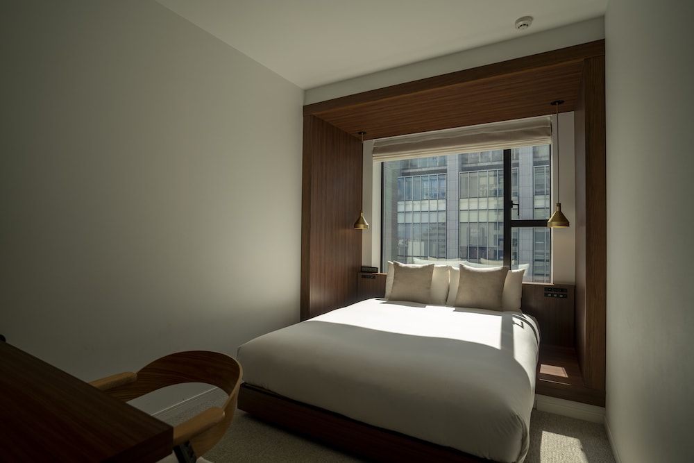 セミダブルルーム 禁煙 | HAMACHO HOTEL TOKYO