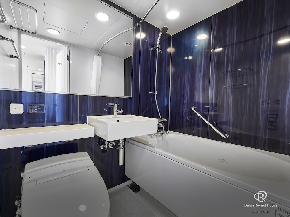 スタンダード ダブルルーム 喫煙可 バスルーム0 | ダイワロイネットホテル新橋