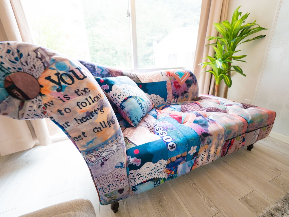 ベーシック ヴィラ 禁煙 リビング エリア1 | Villa Suite HANA